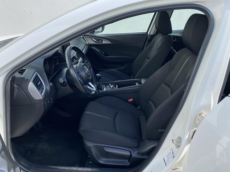 Mazda 3 2.0i 