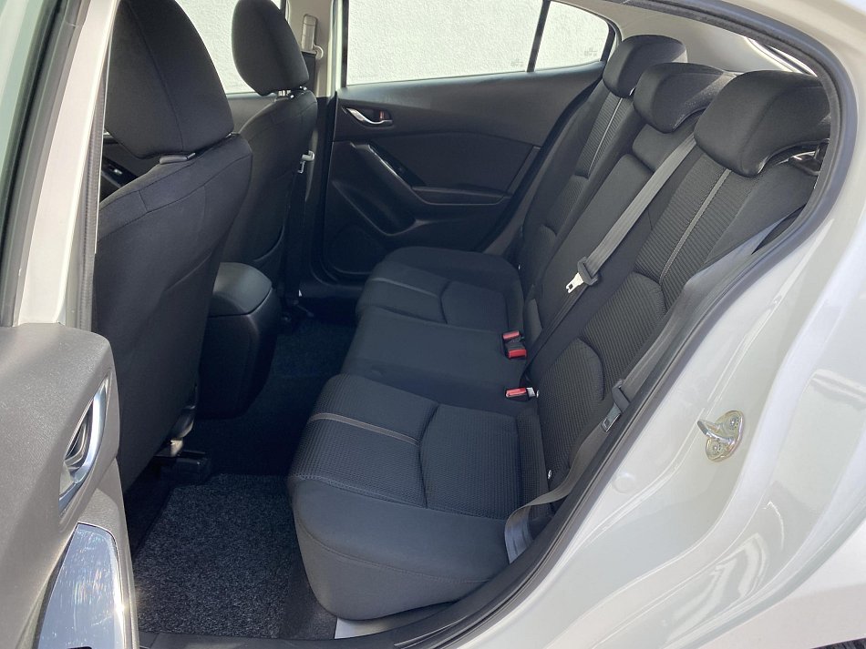 Mazda 3 2.0i 