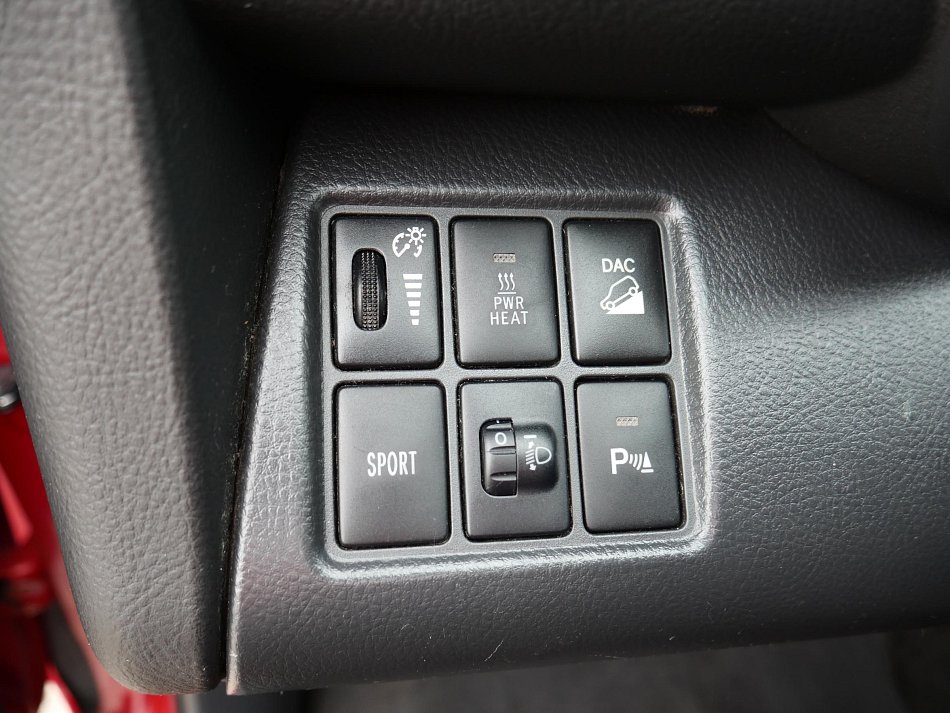 Toyota RAV4 2.2D 
