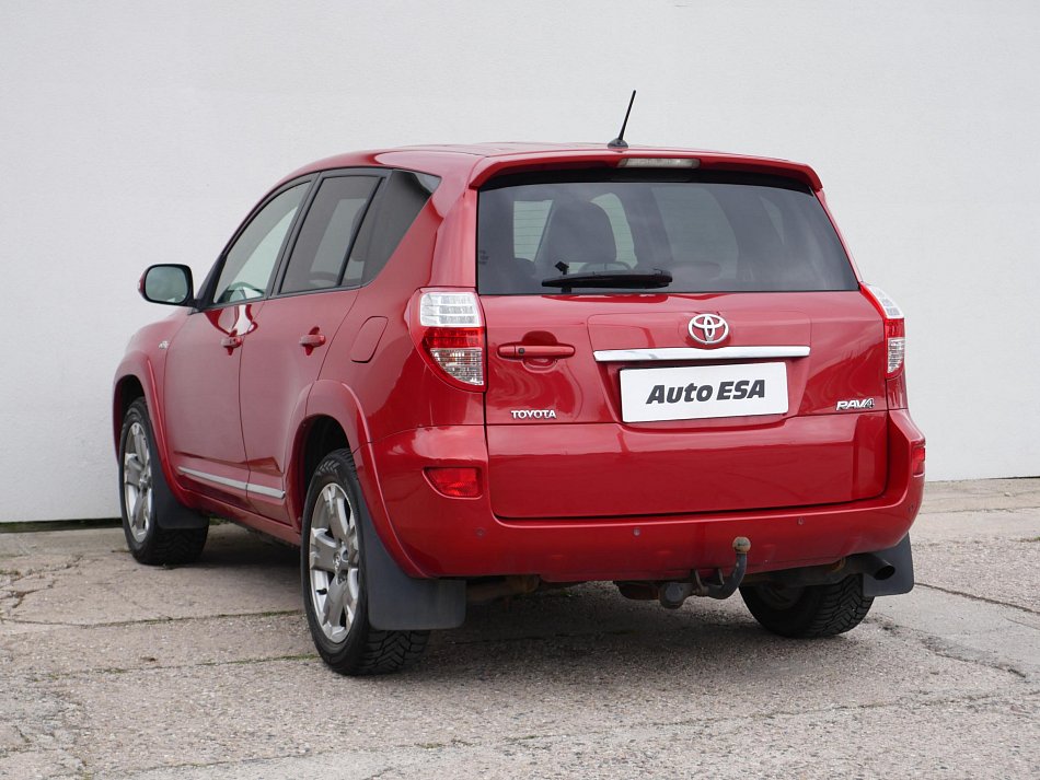 Toyota RAV4 2.2D 