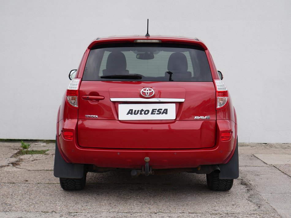 Toyota RAV4 2.2D 