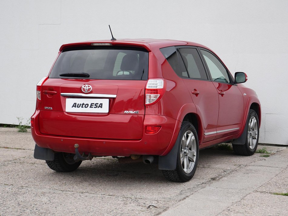 Toyota RAV4 2.2D 
