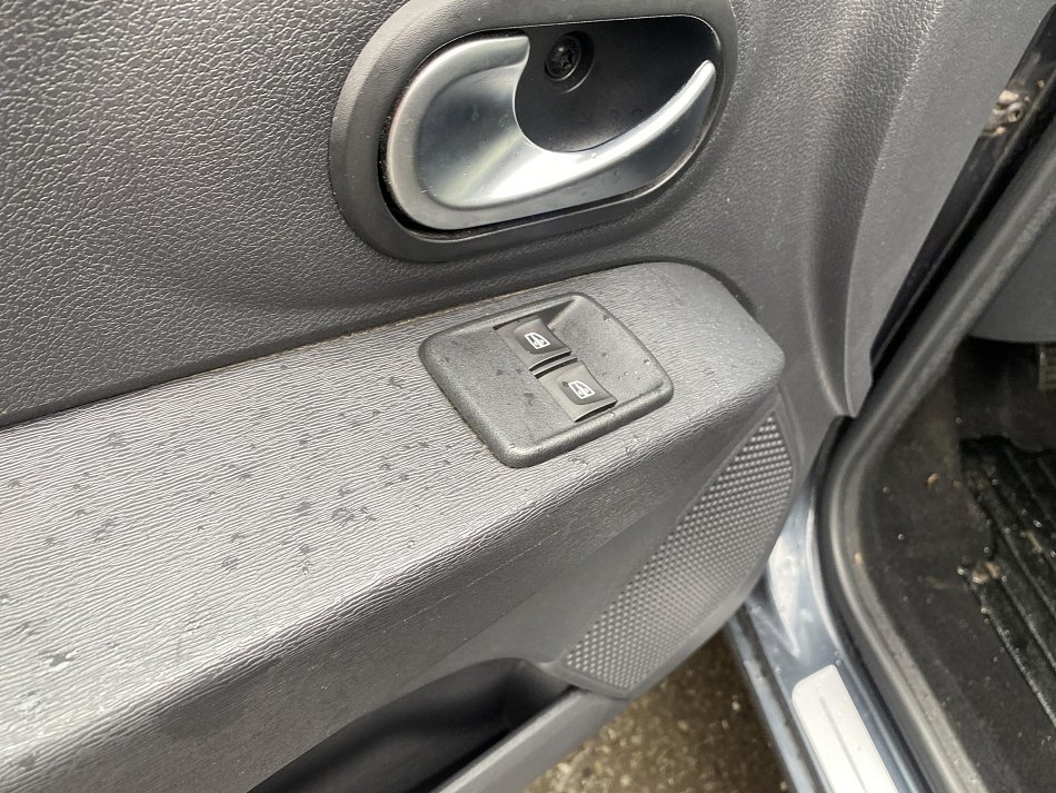 Dacia Lodgy 1.6 SCe Stepway