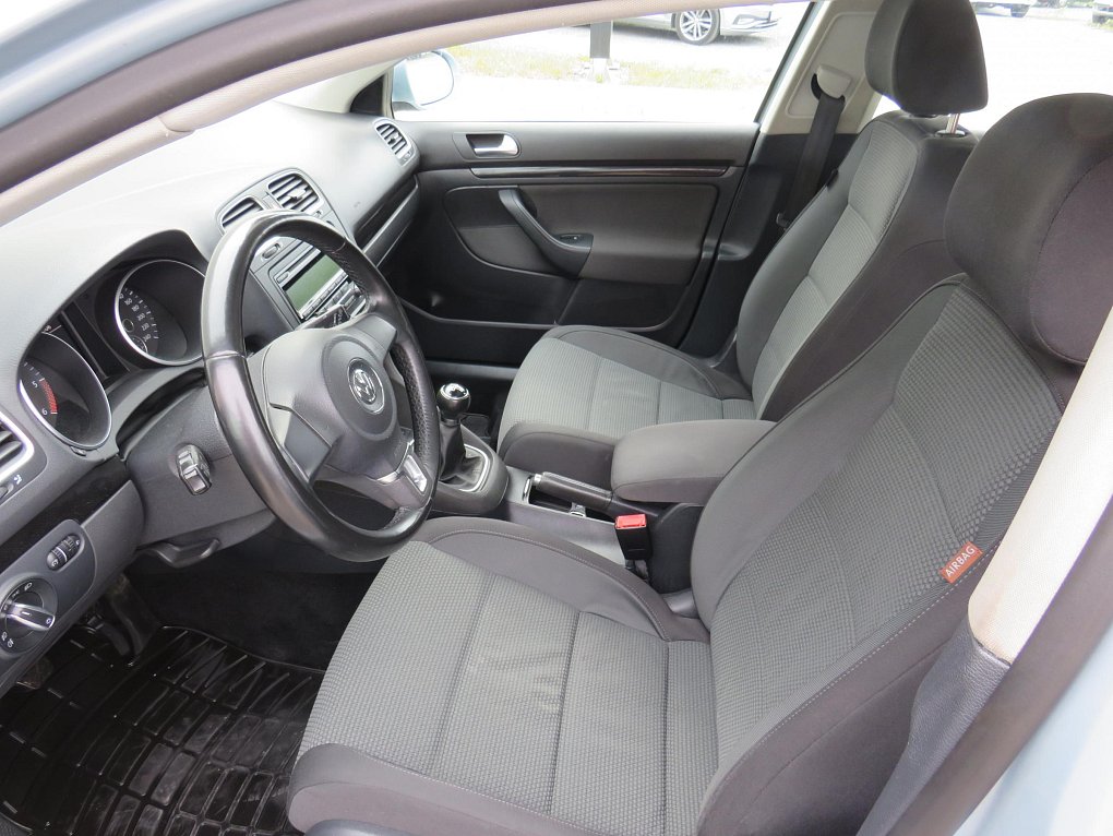 Volkswagen Golf 1.6 TDi 