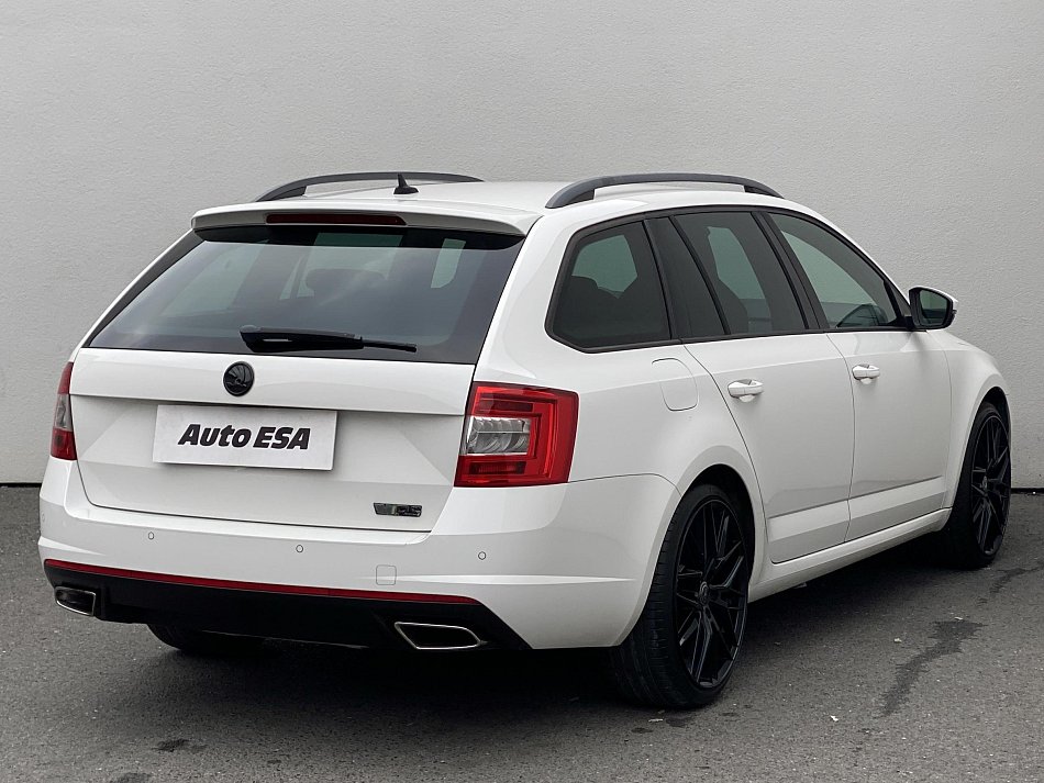 Škoda Octavia III 2.0 TDi RS