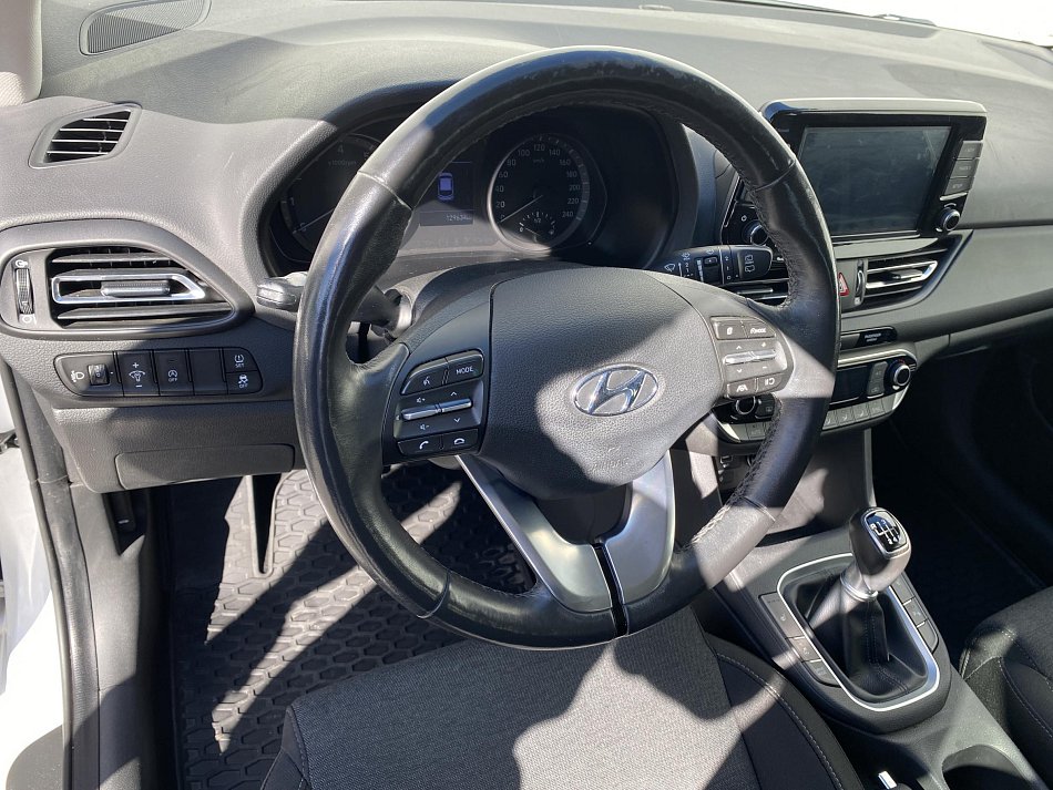 Hyundai I30 1.5 T-GDi Family