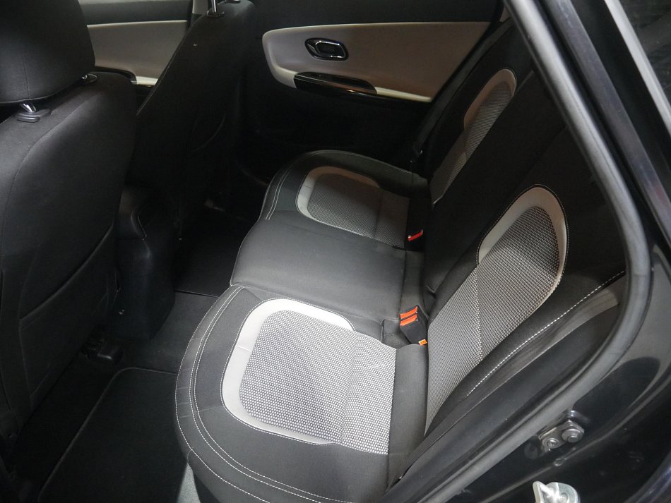 Kia Ceed 1.6GDi 