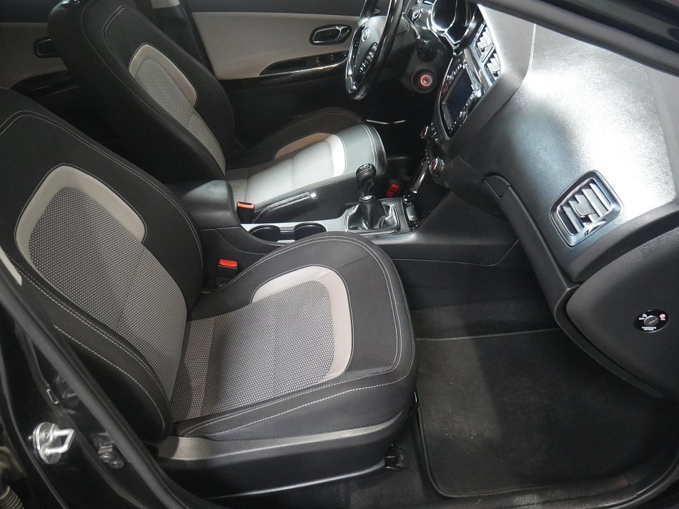 Kia Ceed 1.6GDi 