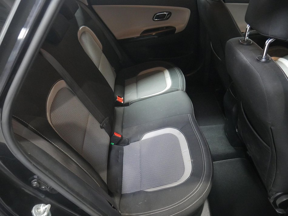 Kia Ceed 1.6GDi 