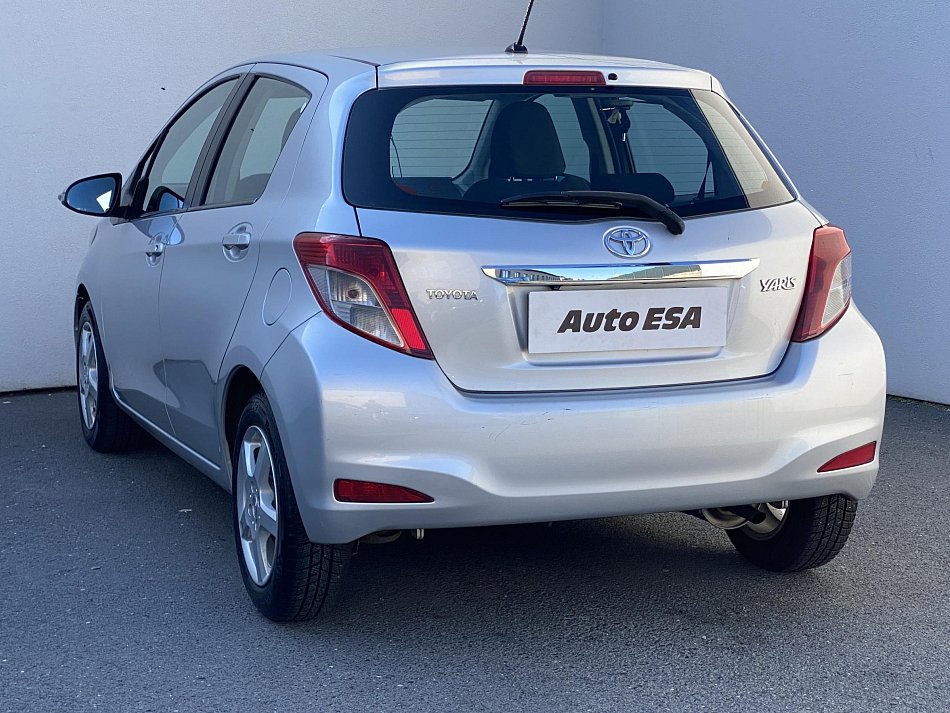 Toyota Yaris 1.0VVT-i 