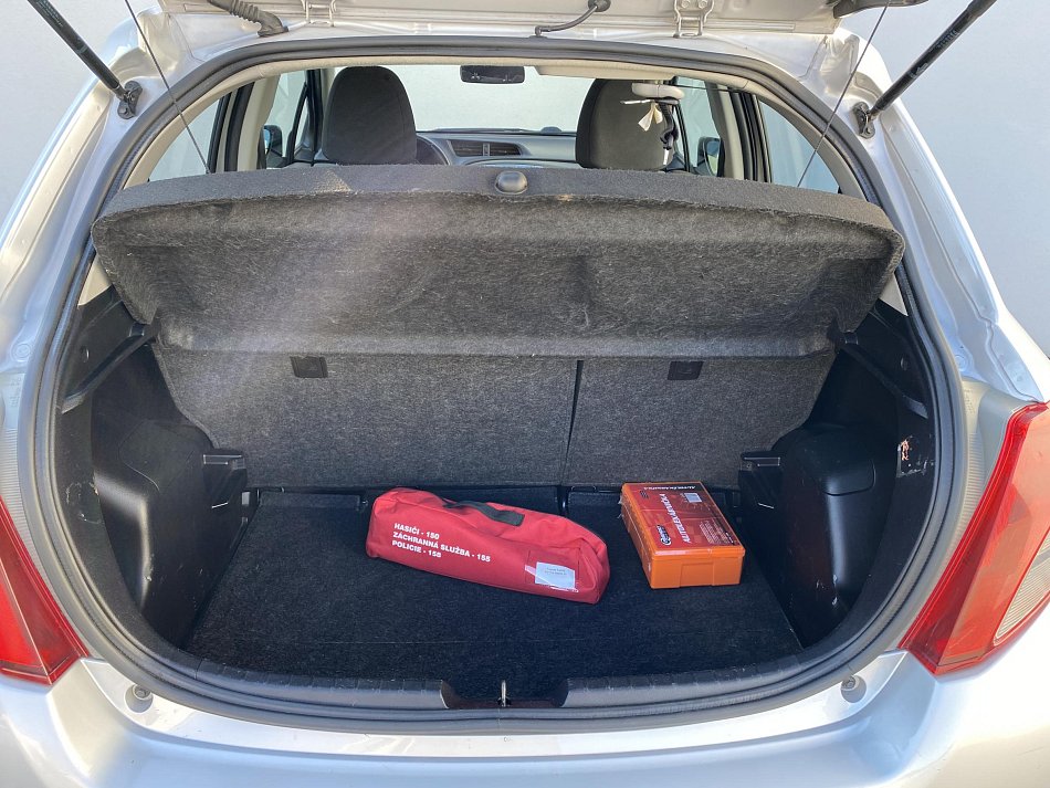 Toyota Yaris 1.0VVT-i 