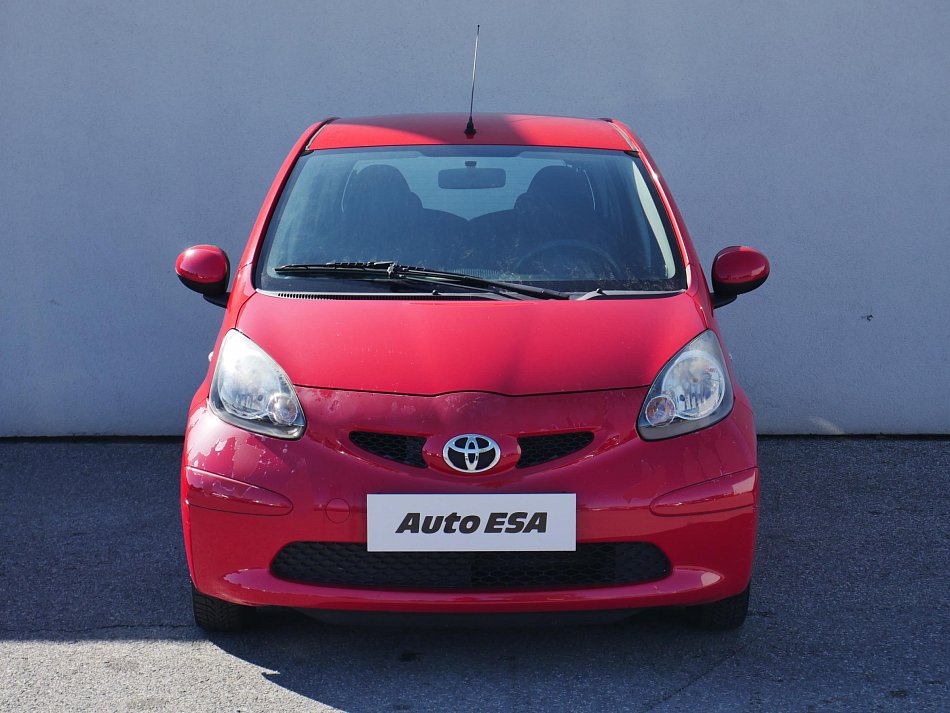 Toyota Aygo 1.0i 