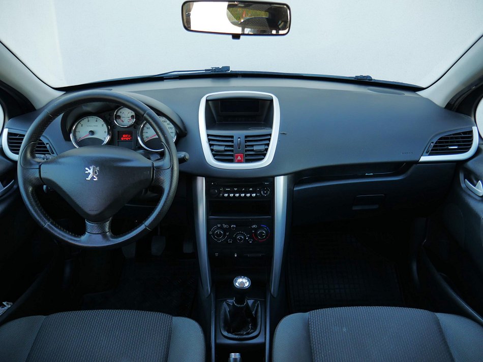 Peugeot 207 1.4i 