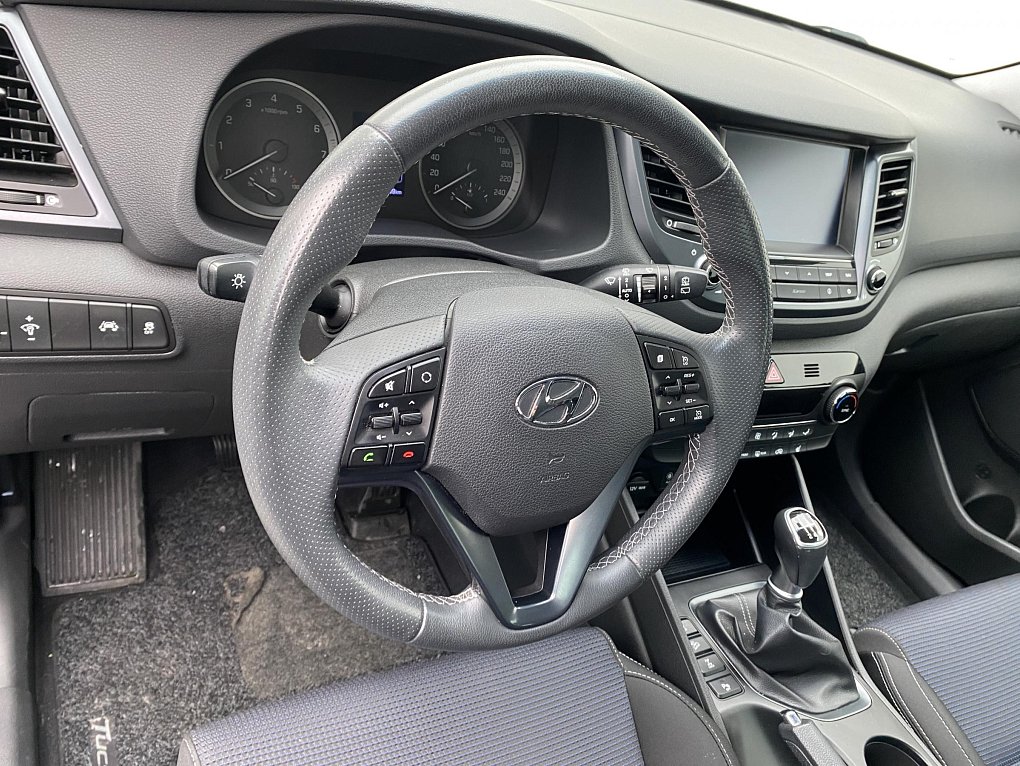 Hyundai Tucson 1.6 T-GDi Trikolor 4WD