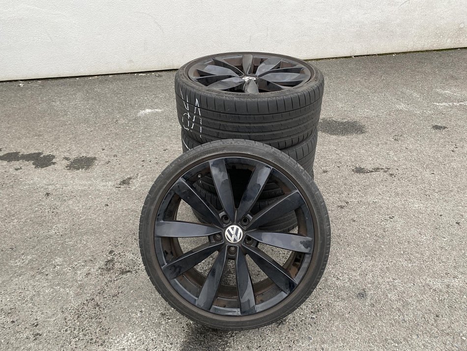 Volkswagen Scirocco 1.4TSi Sport