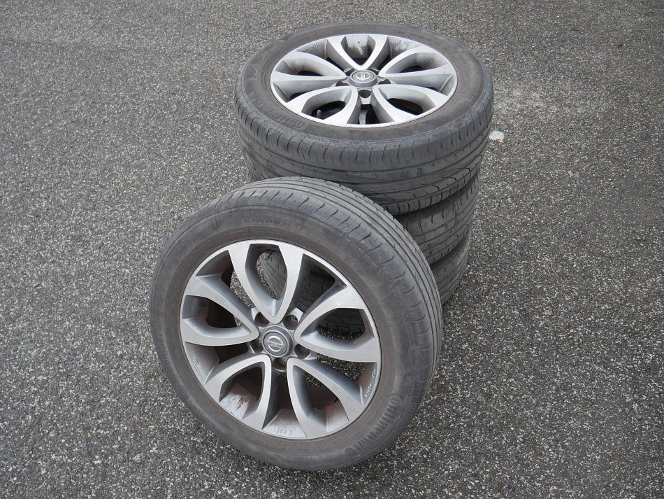 Nissan Juke 1.6 i Tekna