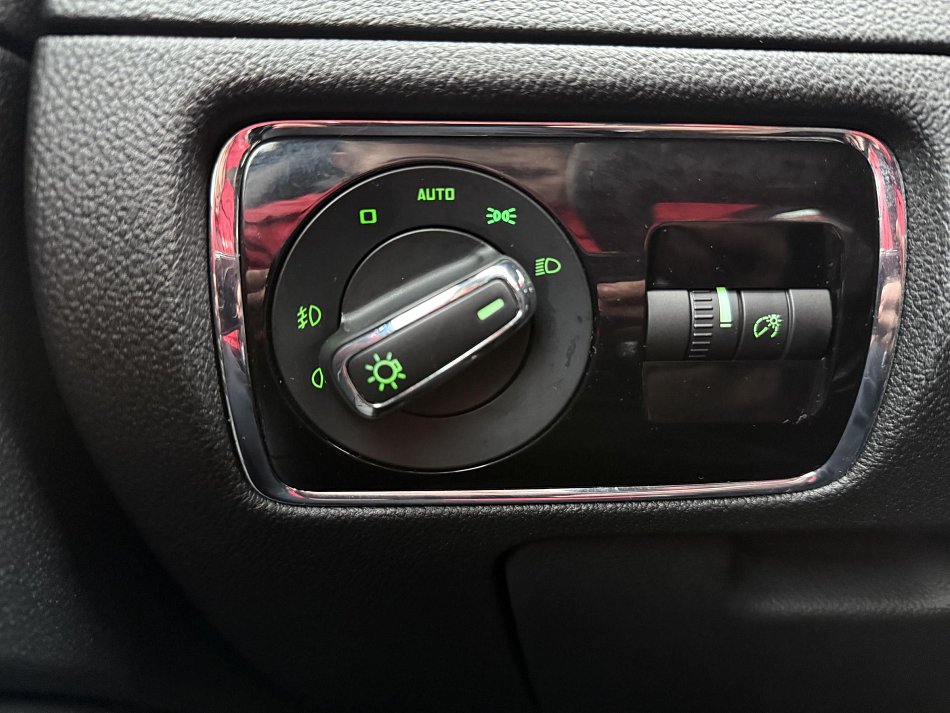 Škoda Superb II 2.0 TDi Elegance 4x4