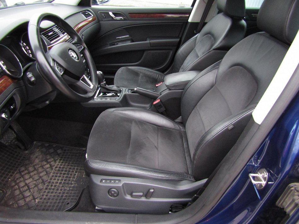 Škoda Superb II 2.0 TDi Elegance 4x4