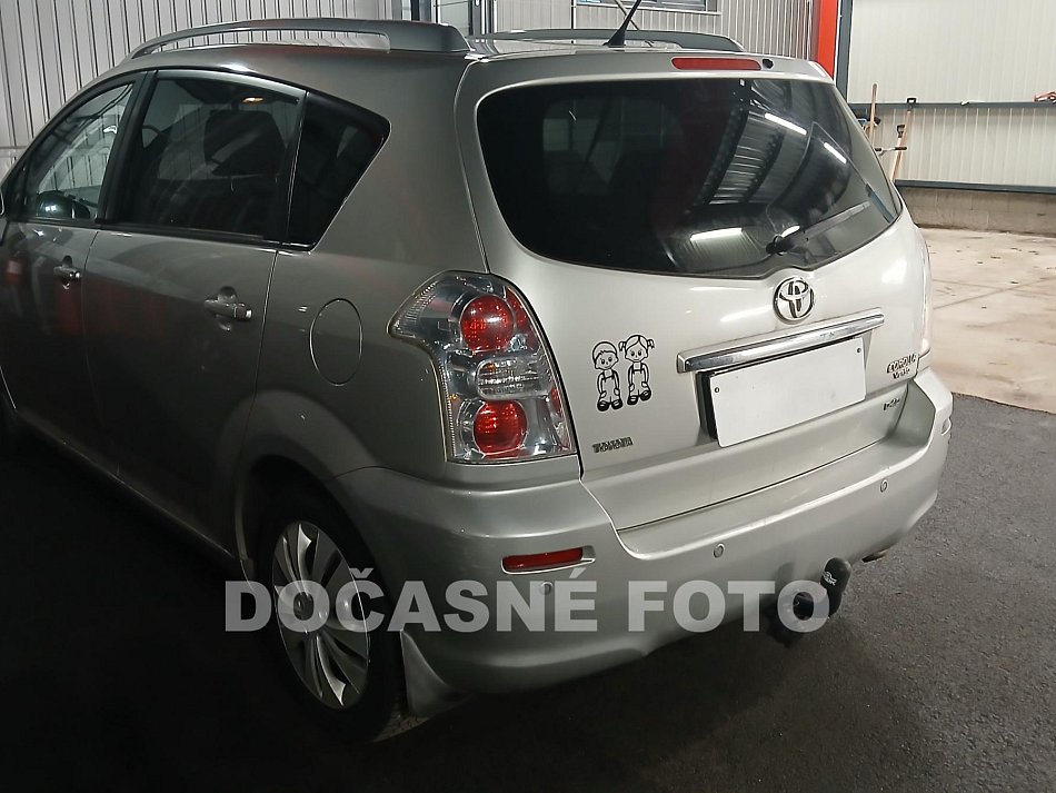 Toyota Corolla Verso 2.2Dd 