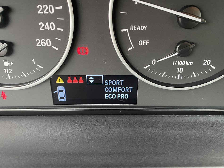 BMW Řada 1 1.5i Advantage