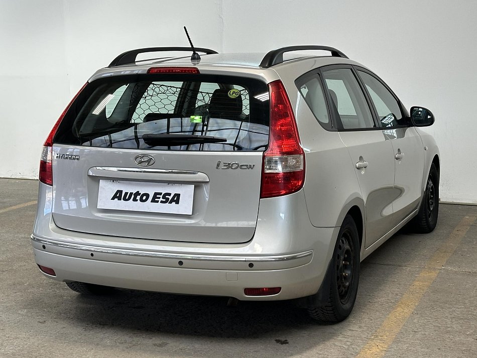 Hyundai I30 1.4 16V  LPG