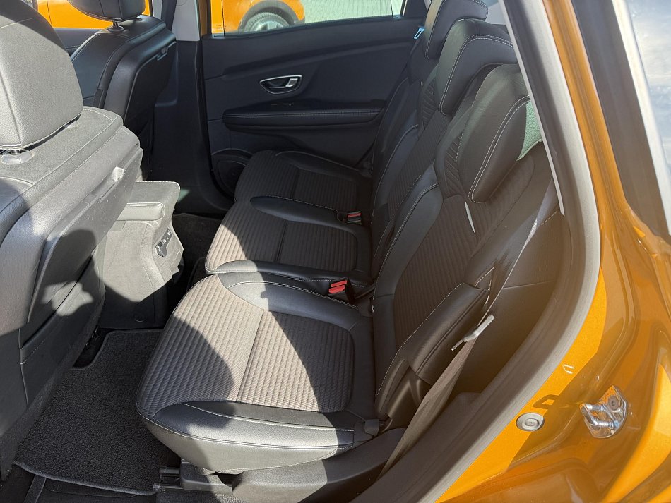 Renault Scénic 1.7 dCi Intense