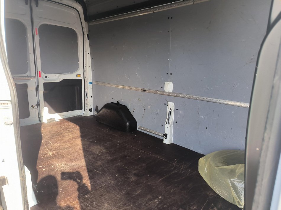 Ford Transit 2.2TDCi  L3H3