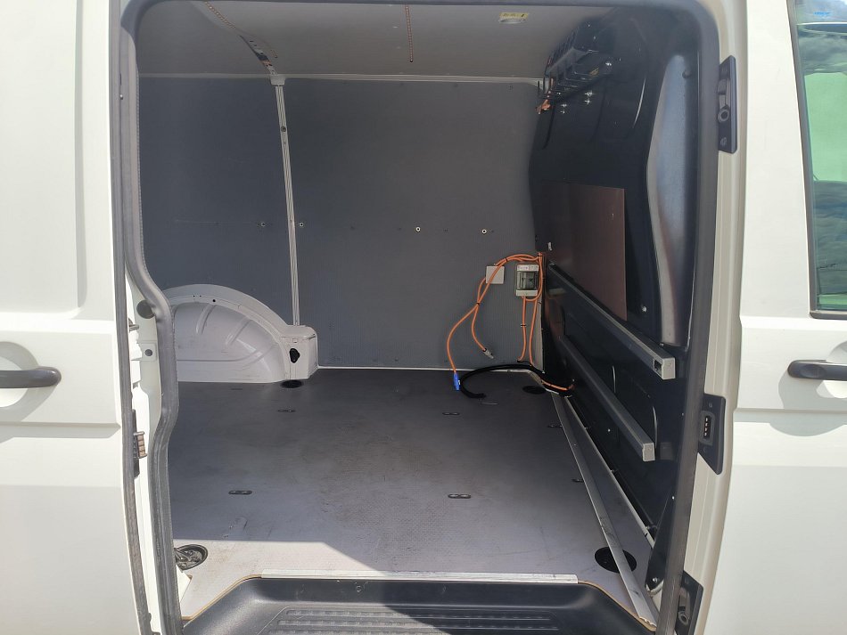Volkswagen Transporter 2.0TDi  T6.1 L1H1