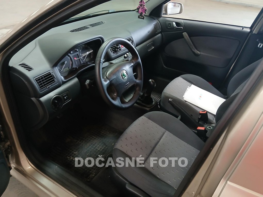 Škoda Octavia 1.6i 