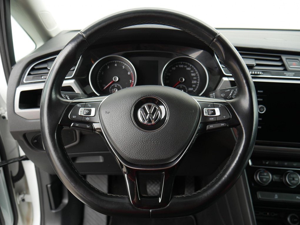 Volkswagen Touran 1.5TSi 