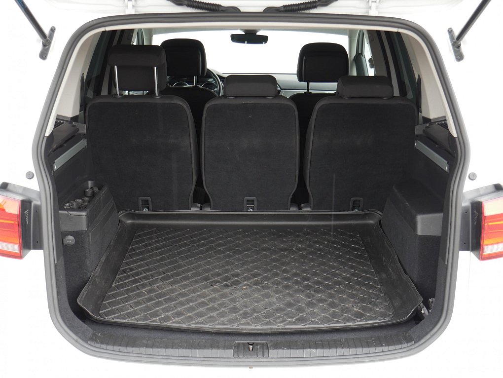 Volkswagen Touran 1.5TSi 