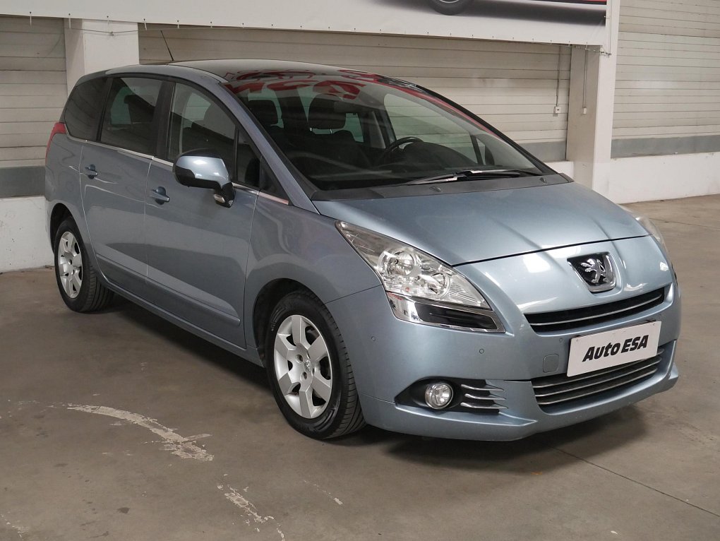 Peugeot 5008 2.0 HDi 