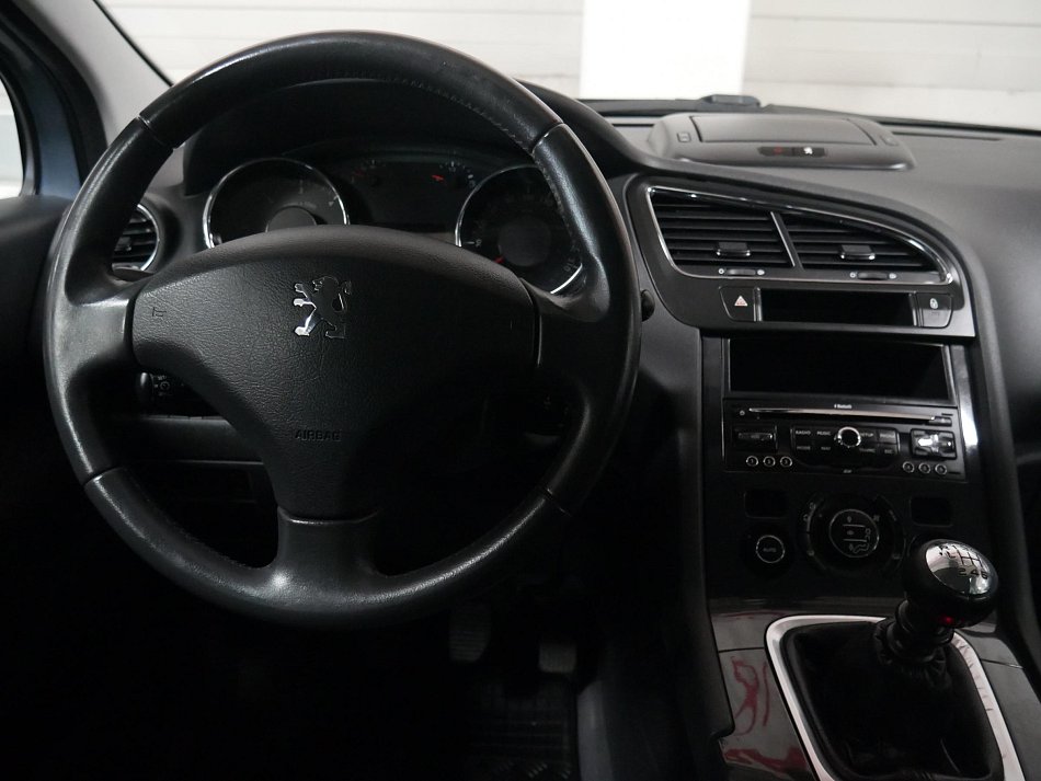 Peugeot 5008 2.0 HDi 