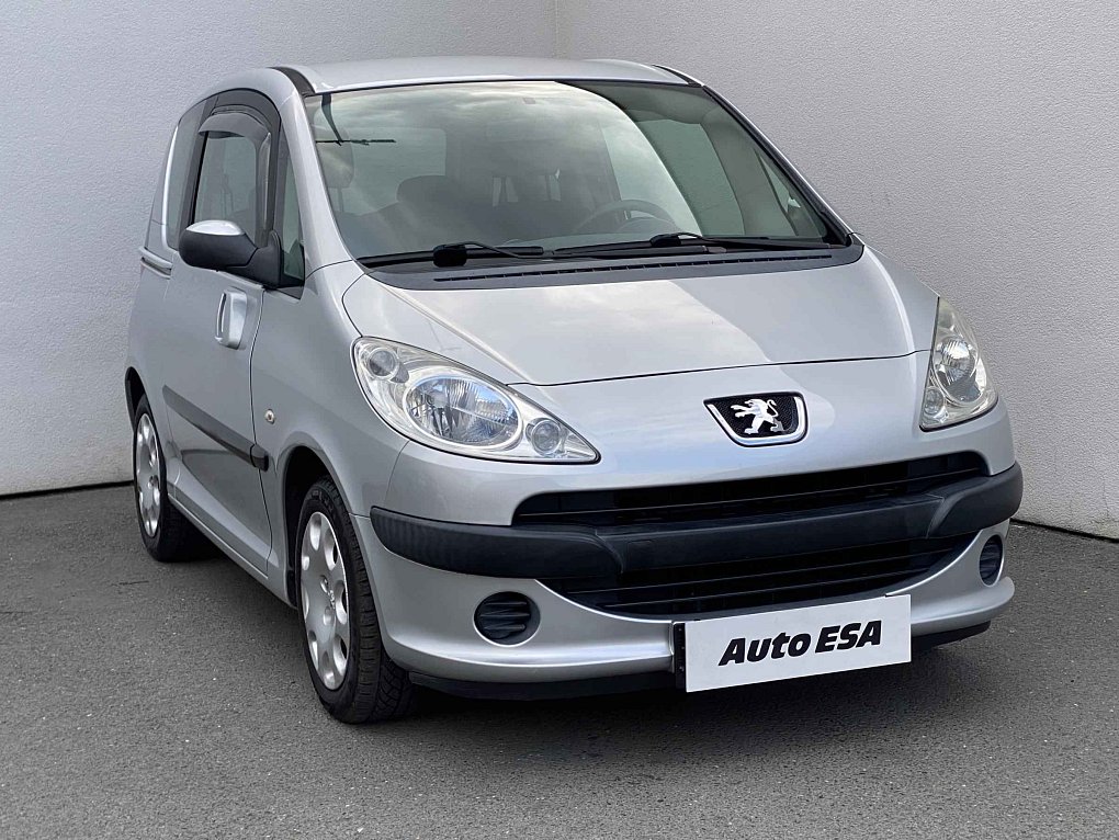Peugeot 1007 1.4i 