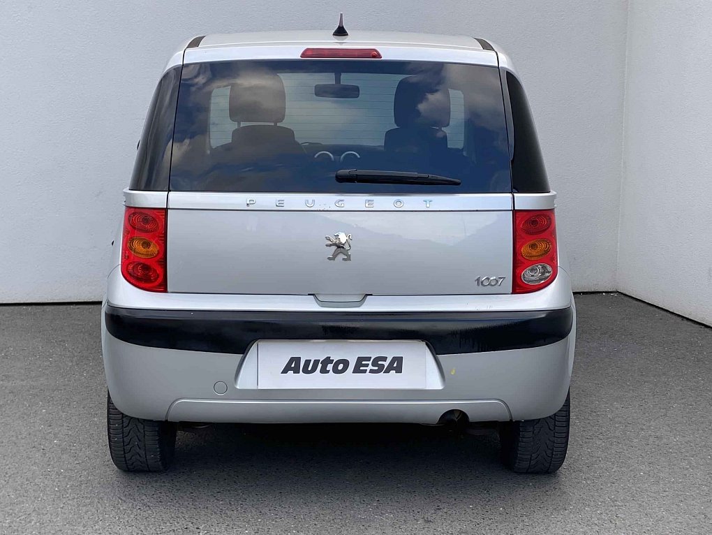 Peugeot 1007 1.4i 