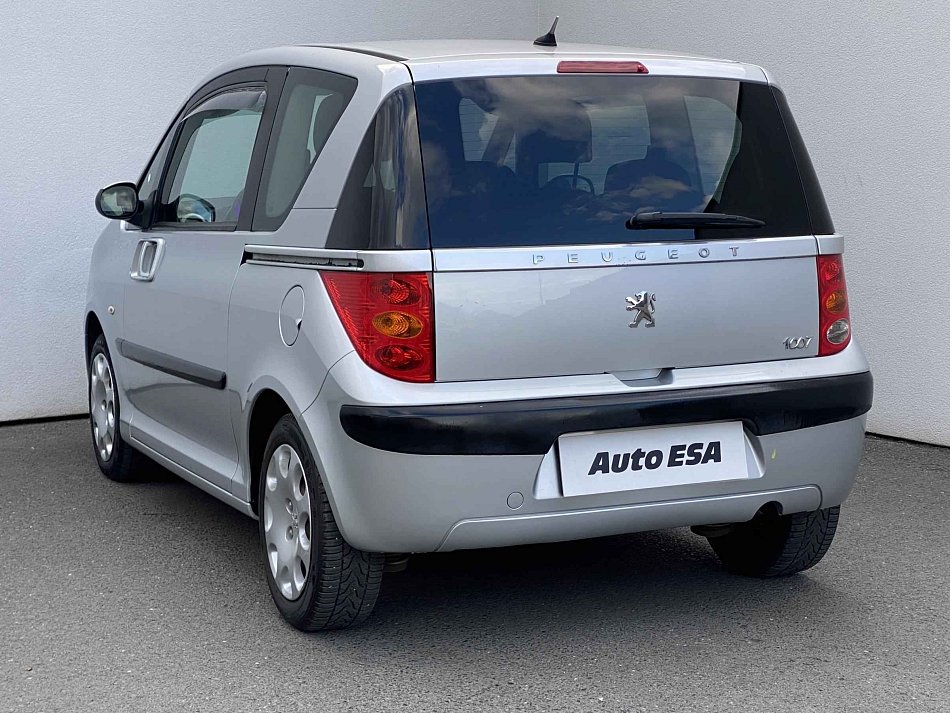 Peugeot 1007 1.4i 