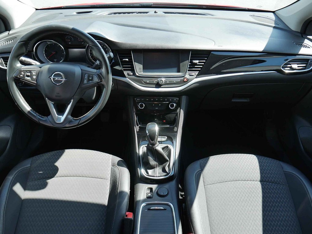 Opel Astra 1.4T 
