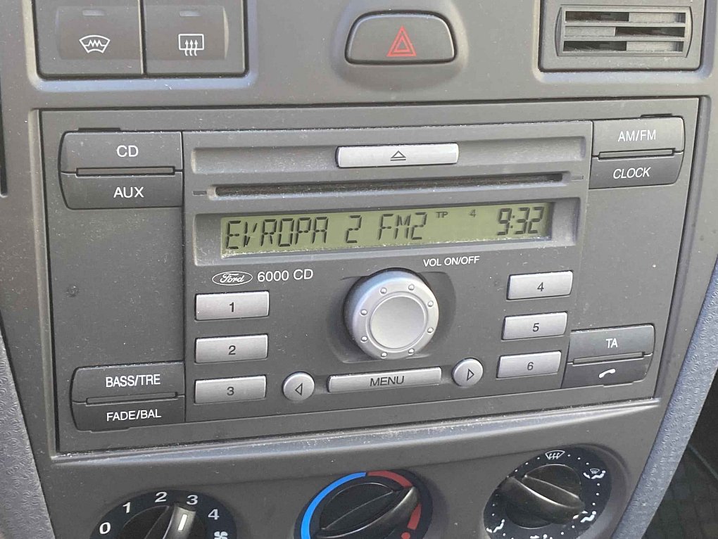 Ford Fusion 1.4i 