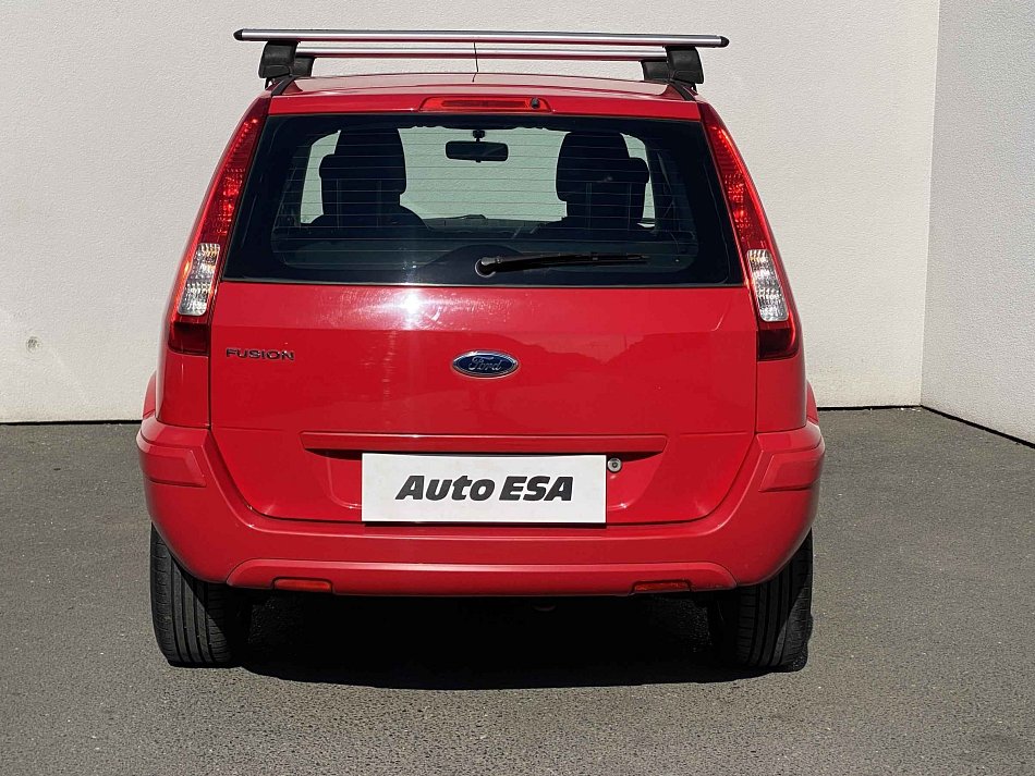 Ford Fusion 1.4i 