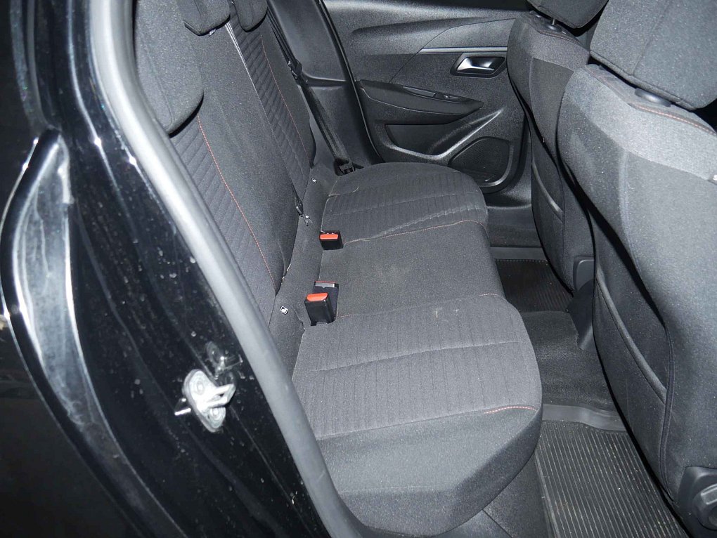 Peugeot 208 1.2PT 