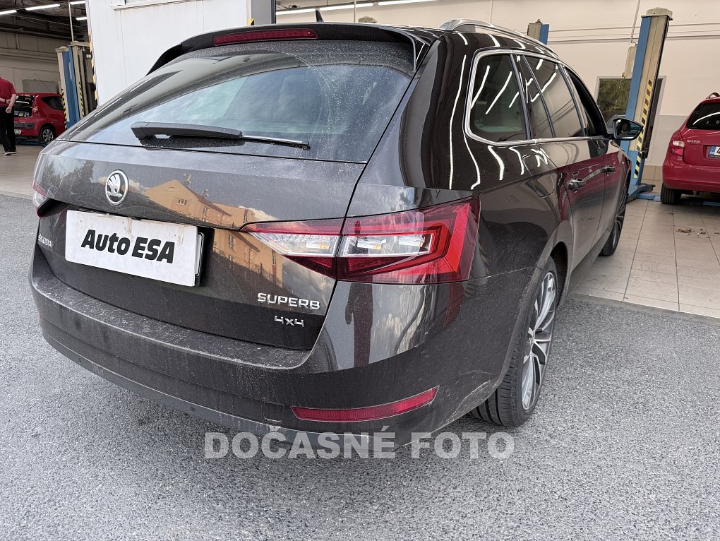 Škoda Superb III 2.0tdi 