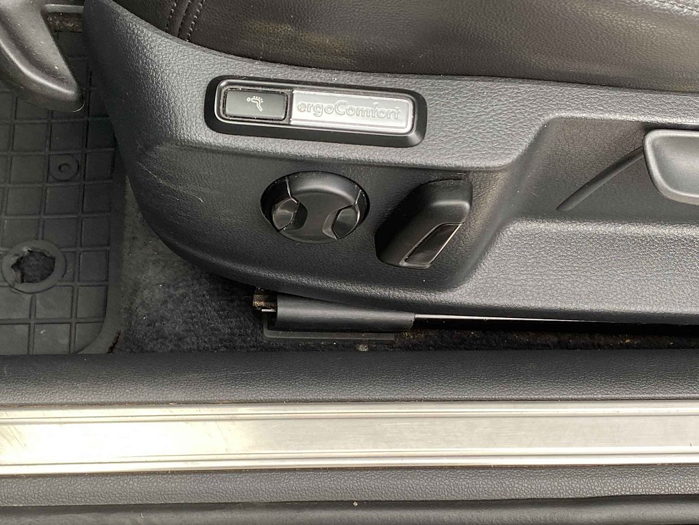 Volkswagen Passat 2.0 TDi 