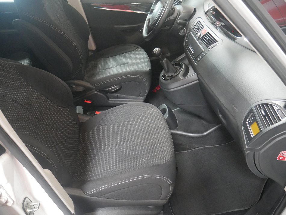 Citroën C4 Picasso 1.6i 