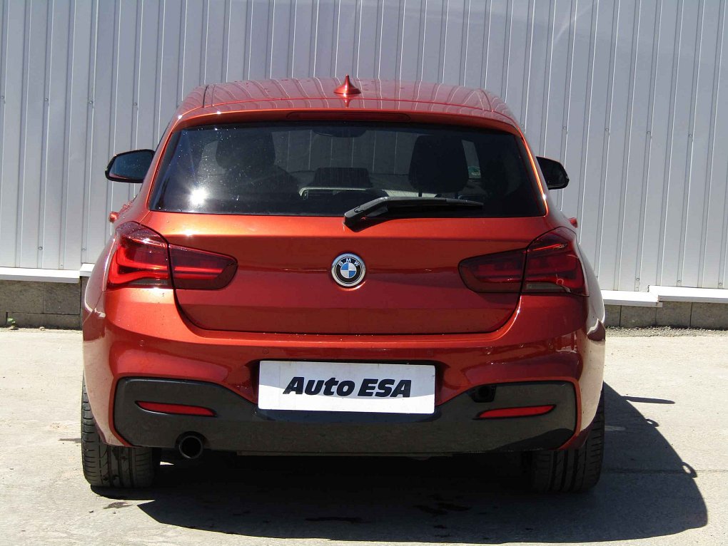 BMW Řada 1 1.5 i M Paket 118 i