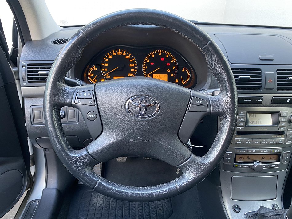 Toyota Avensis 1.8 VVT-i 