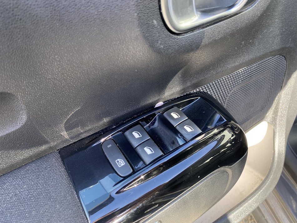 Citroën C3 1.2 PT Shine