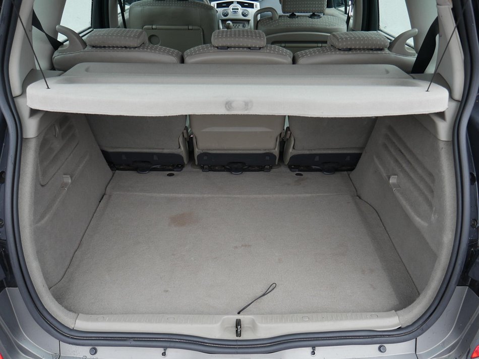 Renault Scénic 2.0DCi 