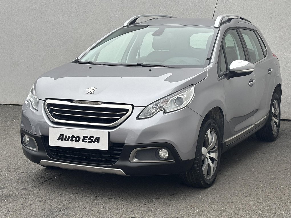 Peugeot 2008 1.2 VTi Allure