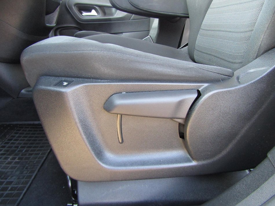 Opel Combo 1.2T Elegance