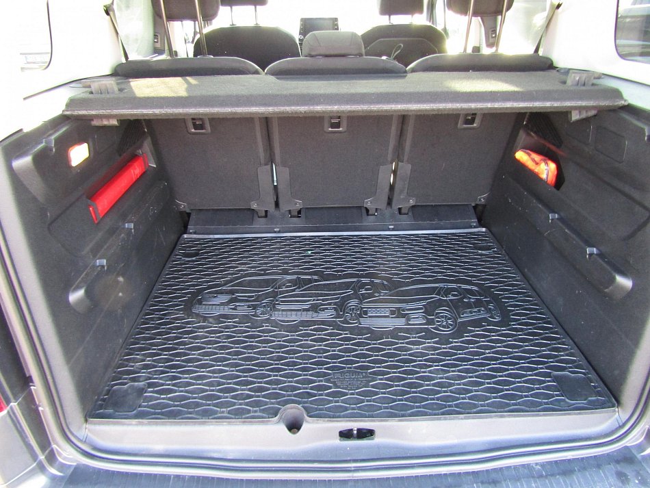 Opel Combo 1.2T Elegance